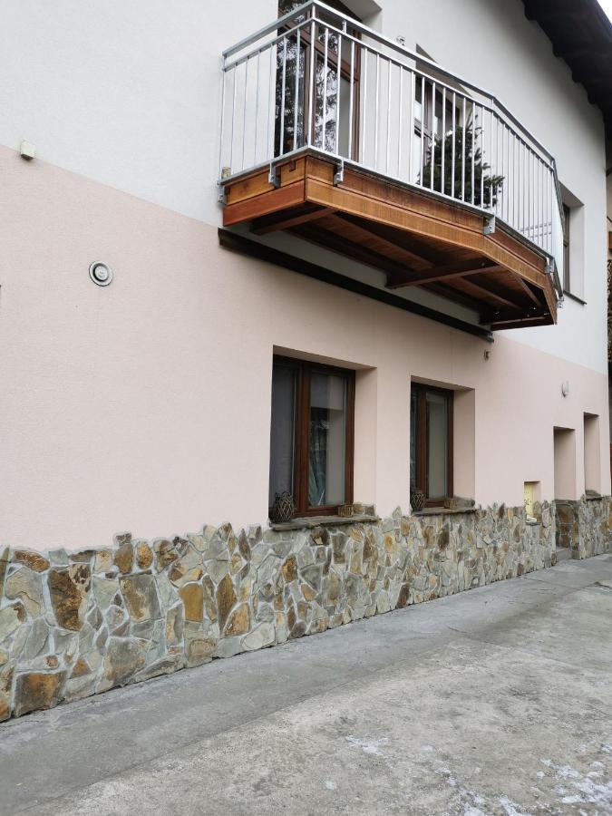 Apartament Rodzinny Нови Тарг Екстериор снимка